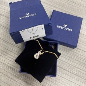 Swarovski Gold Necklace with Sparkling Crystal